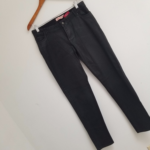 Judy Blue Black wax Coated Pants SZ 11 5% Spandex - Picture 1 of 6